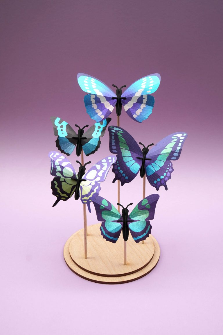 Assembli Butterfly Set blue on stand