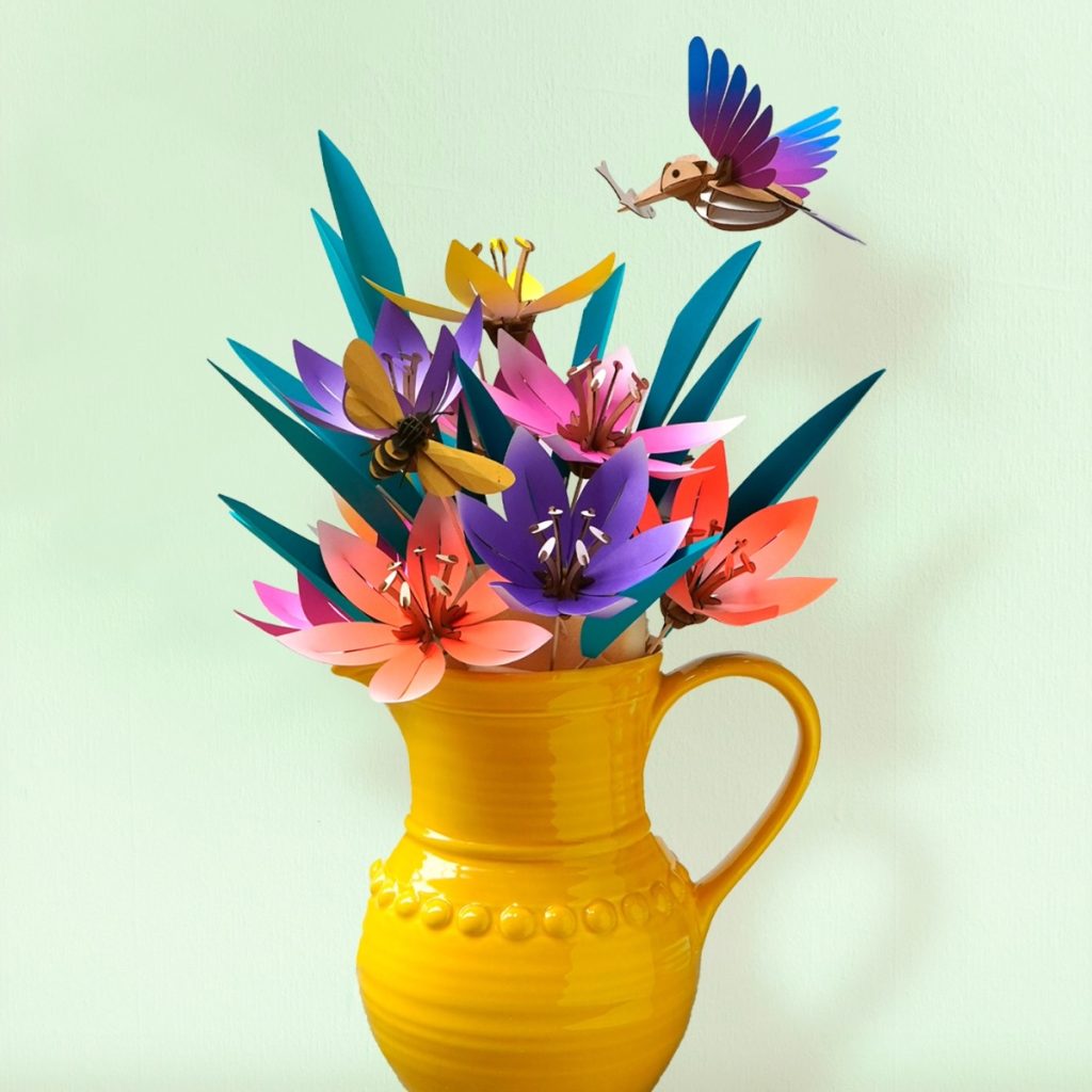Assembli Leaves Template vase square